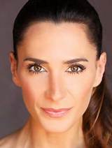 Rachael Holoway Net Worth