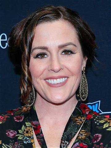 Rachael Macfarlane Net Worth