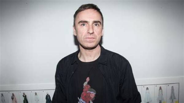 Raf Simons Net Worth