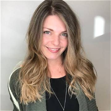 Rebecca Shoichet Net Worth