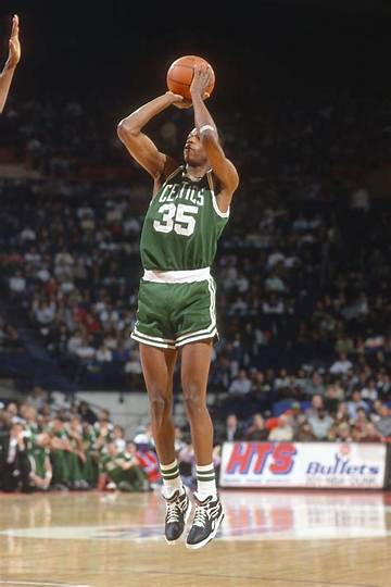 Reggie Lewis Net Worth
