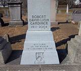 Robert David Lion Gardiner Net Worth