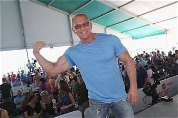 Robert Irvine Net Worth