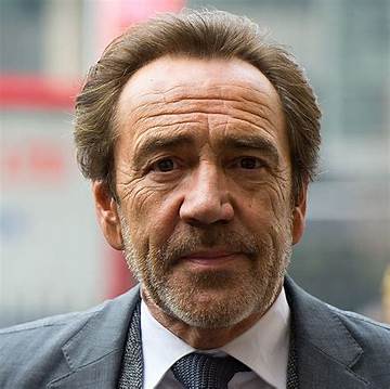 Robert Lindsay Net Worth
