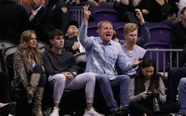 Robert Sarver Net Worth