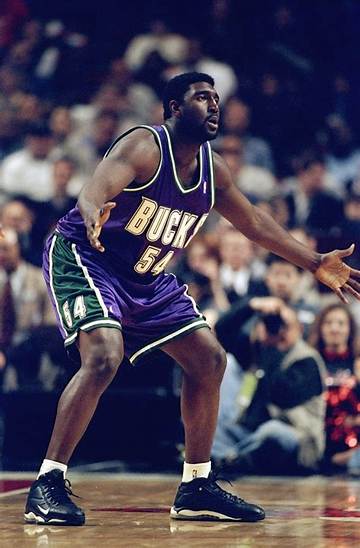 Robert ‘Tractor’ Traylor Net Worth