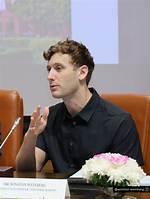 Robert Weinberg Net Worth