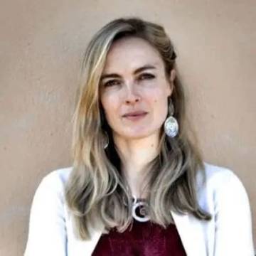 Robyn Suzanne Scott Net Worth