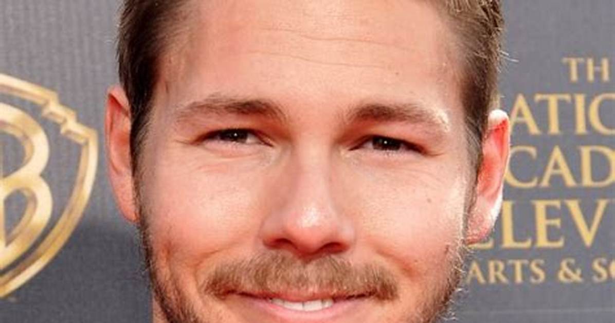 Scott Clifton Net Worth