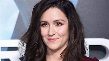 Shannon Woodward Net Worth