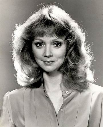 Shelley Lang Net Worth