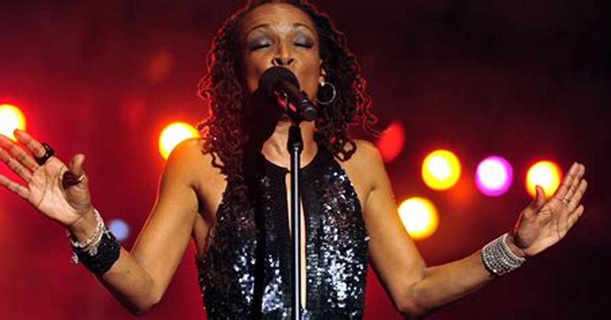 Siedah Garrett Net Worth