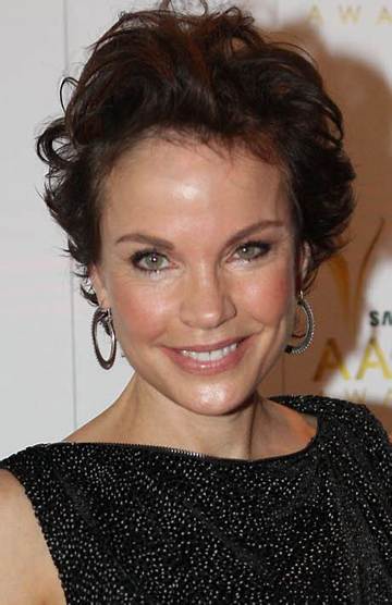 Sigrid Thornton Net Worth