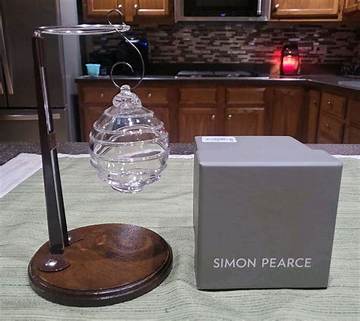 Simon Pearce Net Worth