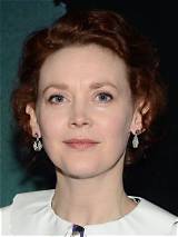Simone Kirby Net Worth
