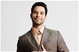 Skylar Astin Net Worth