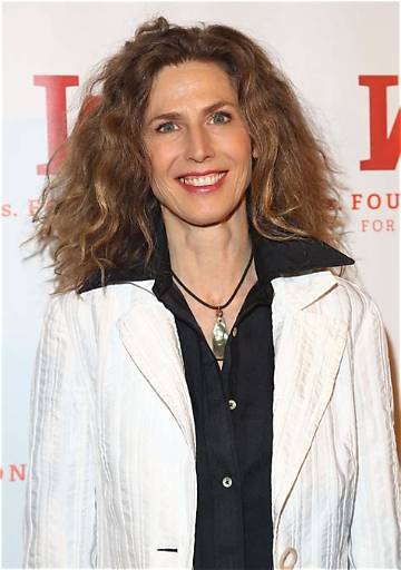 Sophie B. Hawkins Net Worth
