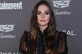 Sophie Skelton Net Worth