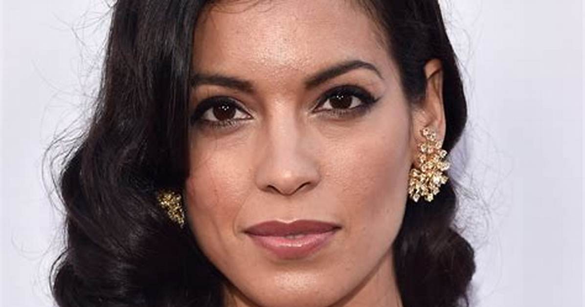 Stephanie Sigman Net Worth