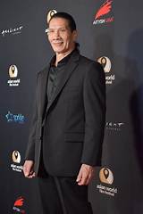 Stuart W. Yee Net Worth