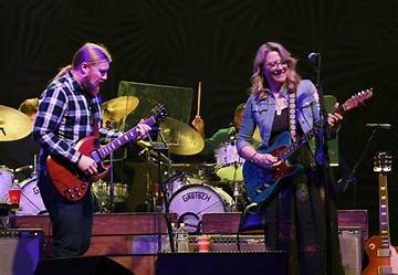 Susan Tedeschi Net Worth