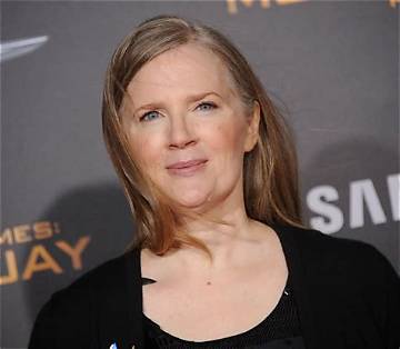Suzanne Neve Net Worth