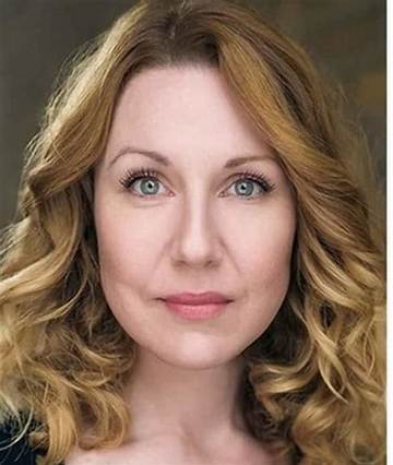 Suzie Frances Garton Net Worth
