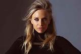 Tara Holt Net Worth
