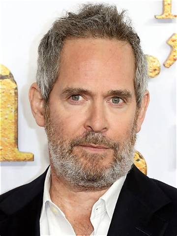 Tom Hollander Net Worth