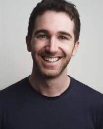 Tom Lorcan Net Worth