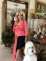 Toni Holt Net Worth