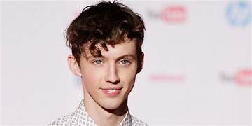 Troye Sivan Net Worth