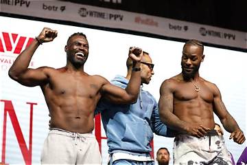 Uriah Hall Net Worth