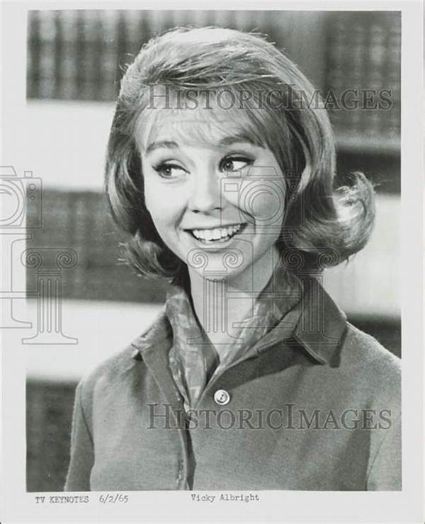 Vicky Albright Net Worth