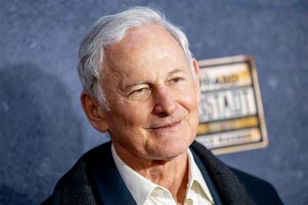 Victor Garber Net Worth