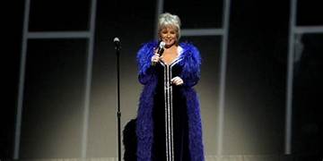 Vikki Carr Net Worth