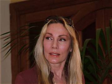 Virginia Hey Net Worth