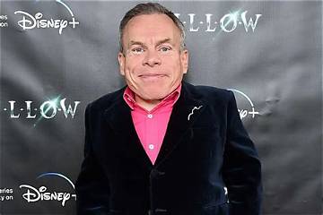 Warwick Davis Net Worth