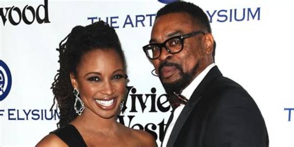 Wayne Hampton Net Worth