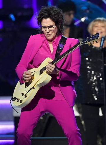 Wendy Melvoin Net Worth