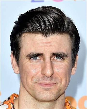 What’s Cooper Barnes Net Worth? Wiki: Wife, Wedding, Children & Family