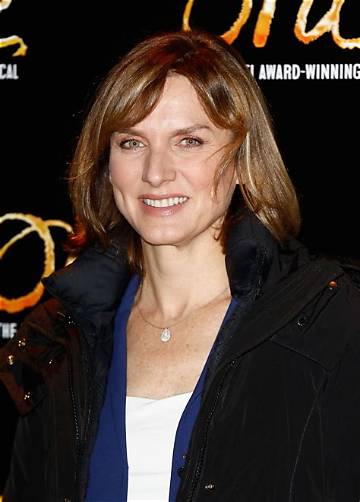 What’s Journalist Fiona Bruce’s Net Worth? Who’s Her Husband & What’s Her Age?