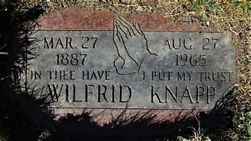 Wilfred Knapp Net Worth