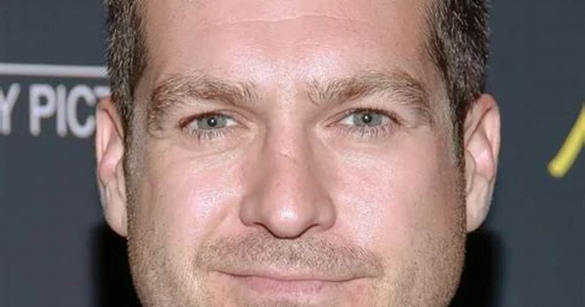 Zachary Bennett Net Worth