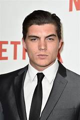 Zane Holtz Net Worth