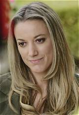 Zoie Palmer Net Worth